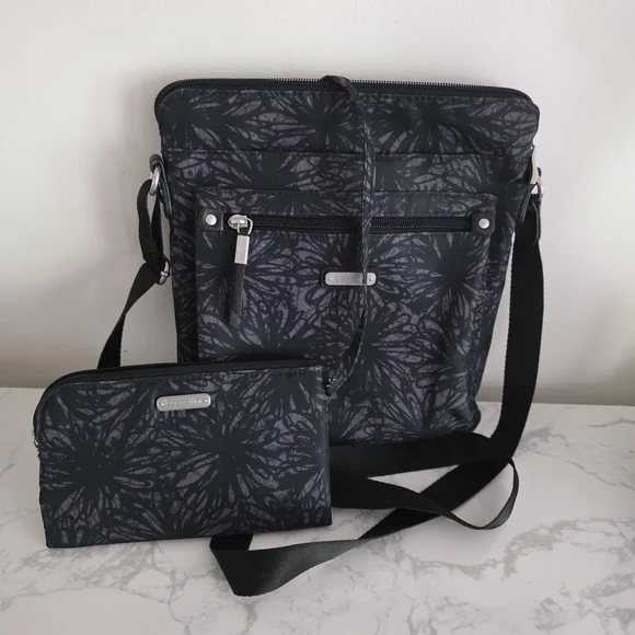 Baggallini Black Crossbody Bag with Floral Print - Picture 2 of 3